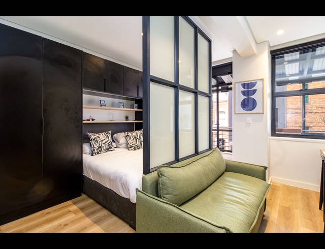 1 BEDROOM APARTMENT FOR SALE IN CAPE TOWN CITY CENTRE